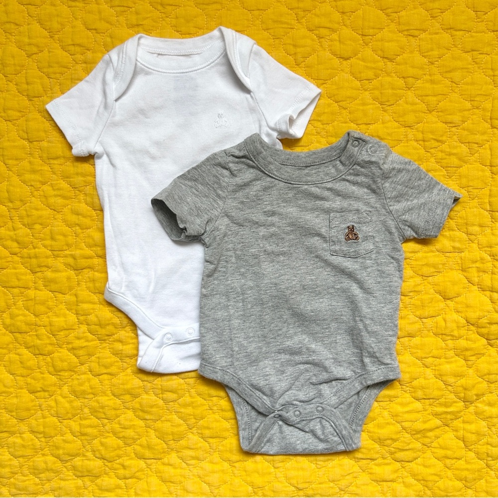 Baby GAP Bodysuit Bundle - White/Grey